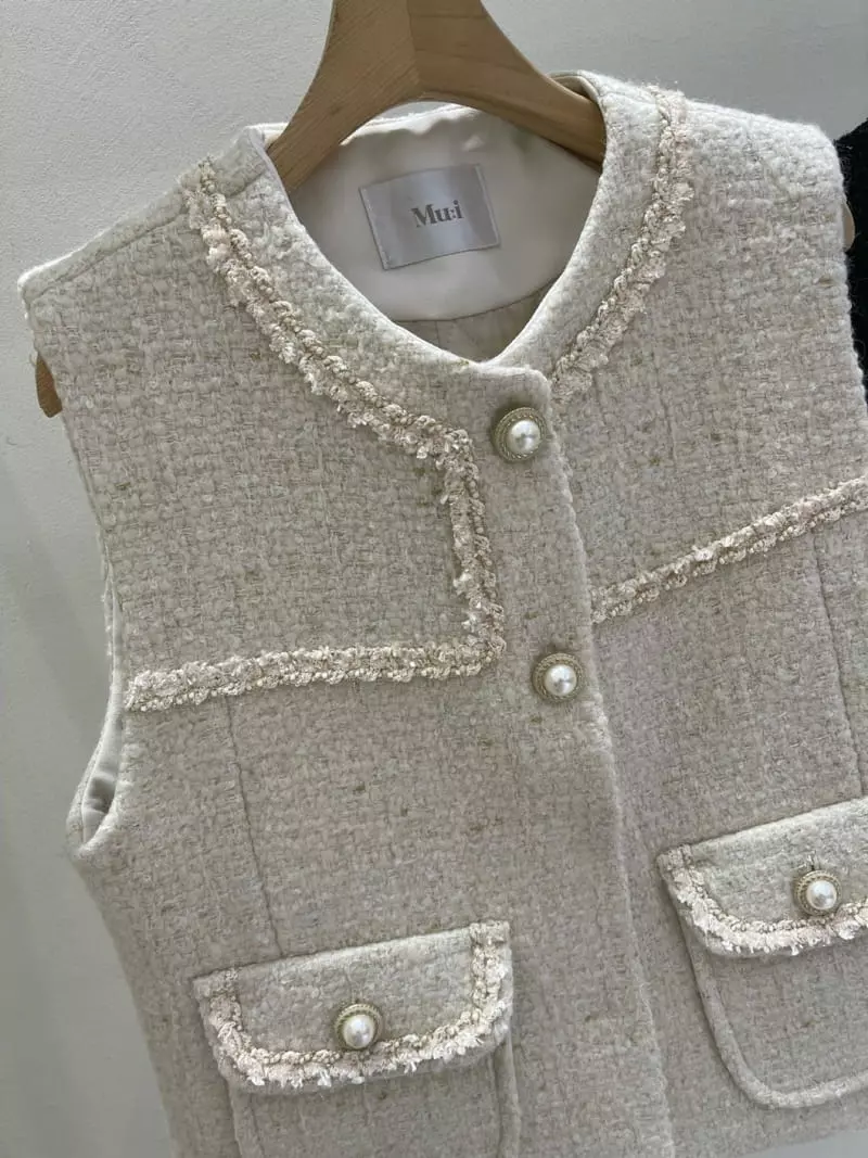 Blanc - Korean Women Fashion - #momslook - Shine Vest - 2