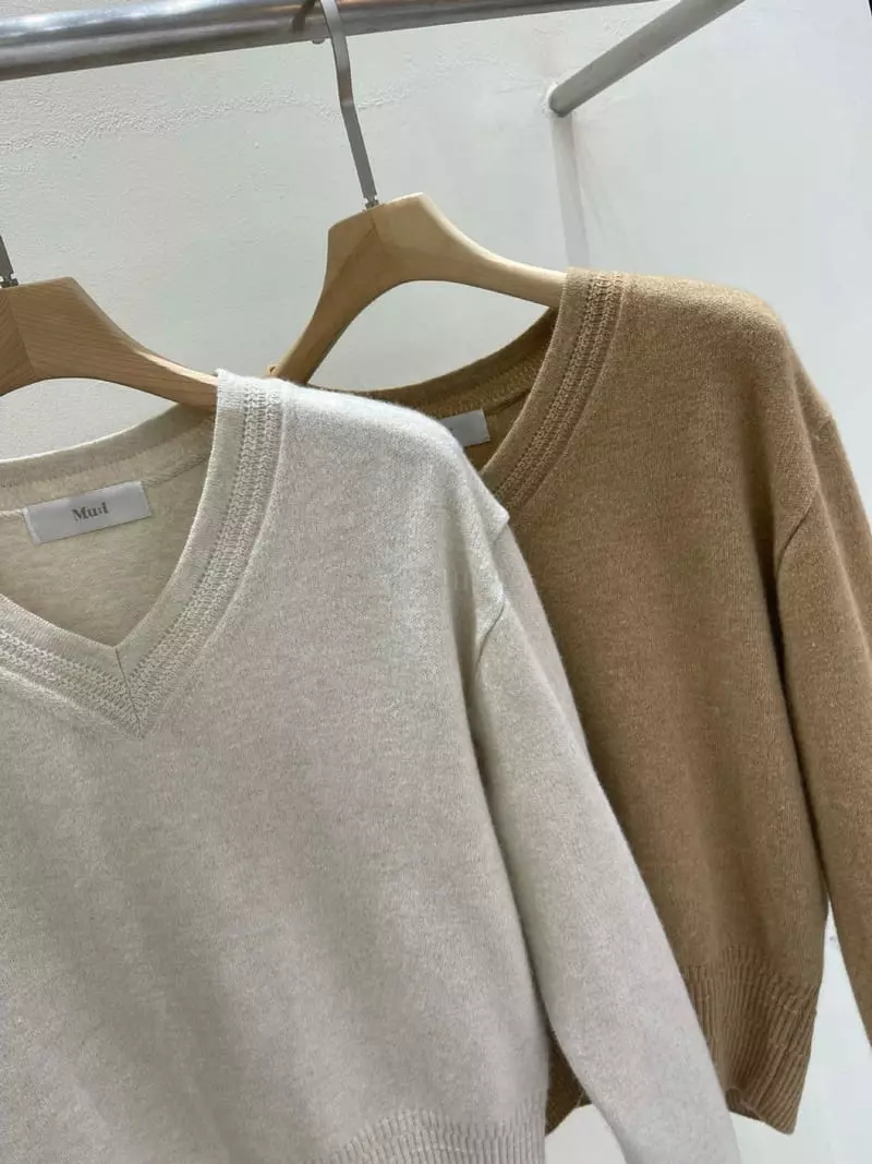 Blanc - Korean Women Fashion - #womensfashion - Collar V Knit Tee - 9