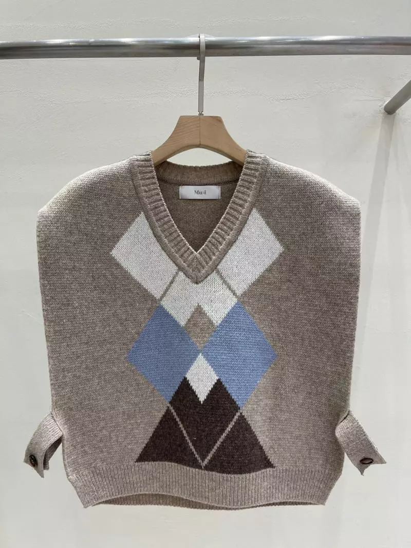 Blanc - Korean Women Fashion - #womensfashion - Argyle Vest