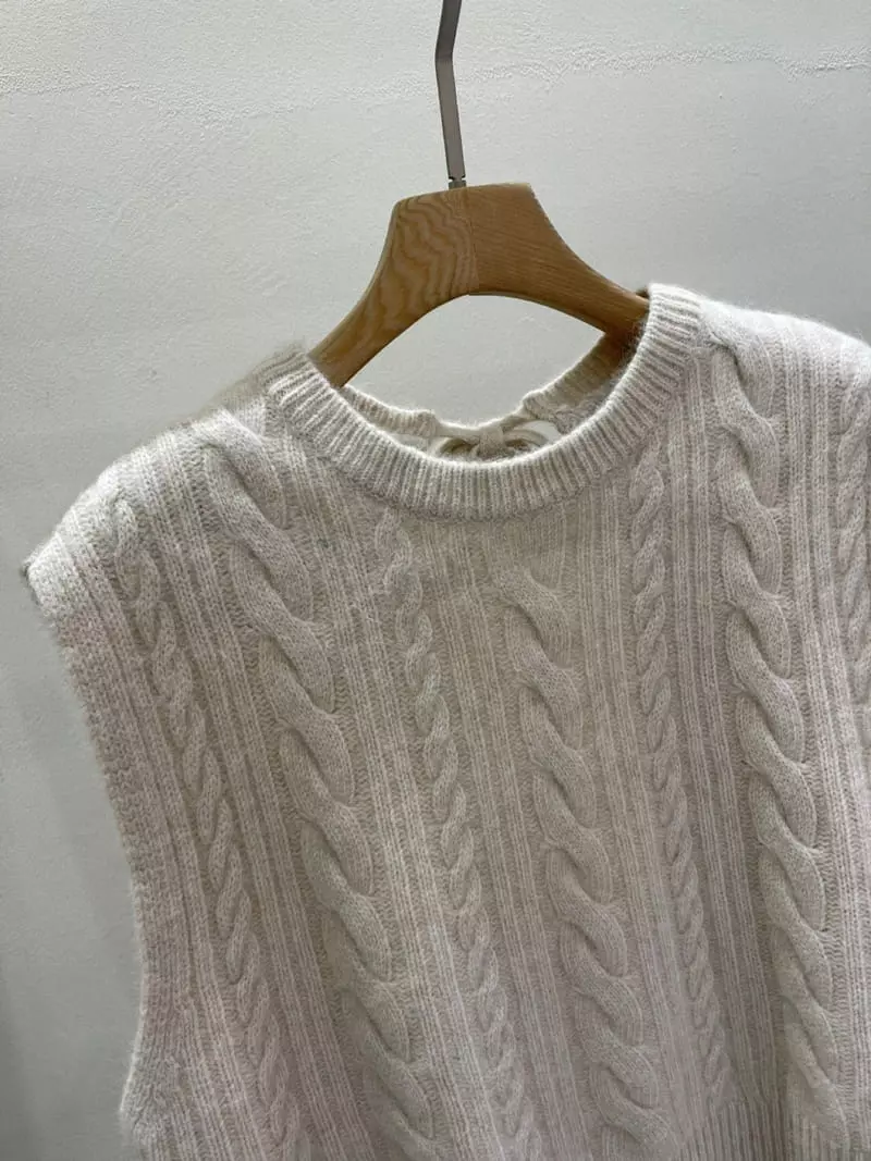 Blanc - Korean Women Fashion - #womensfashion - Twist Vest - 2