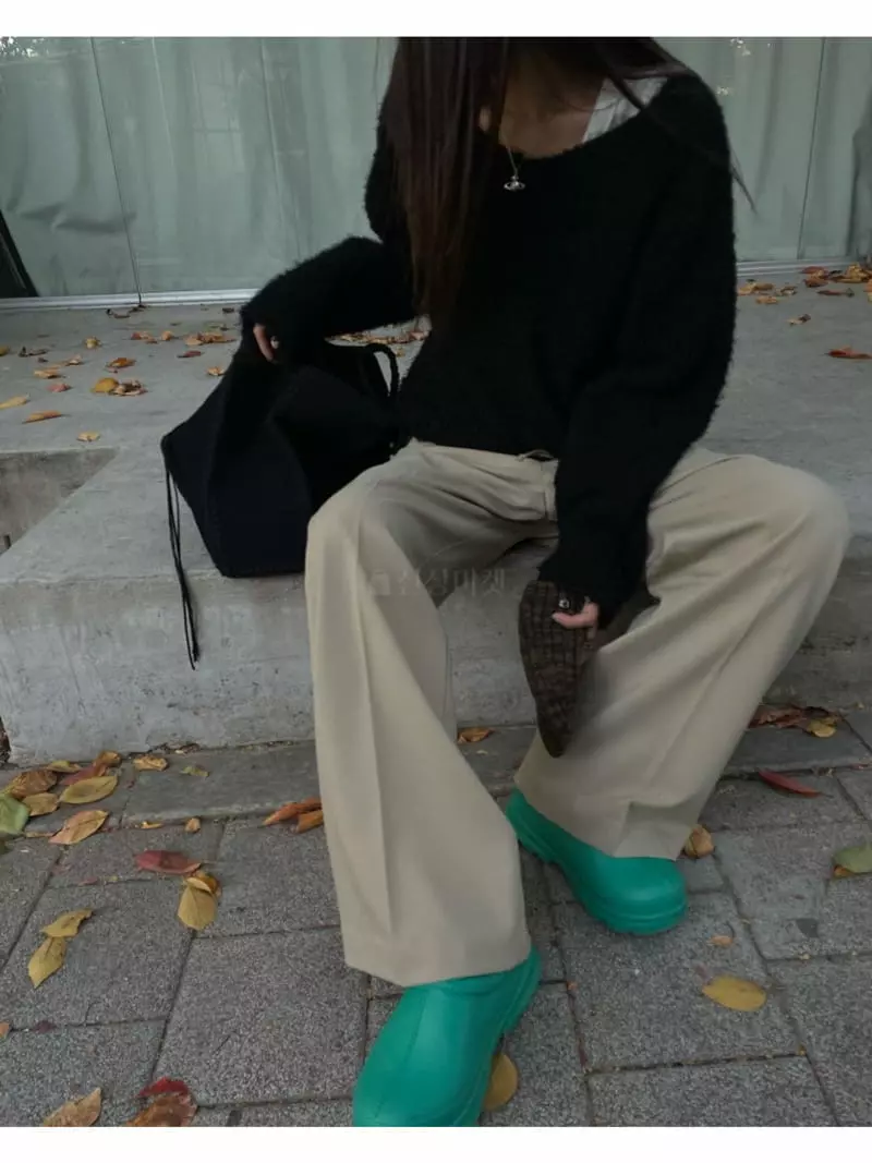 Breathe - Korean Women Fashion - #restrostyle - Rice V Neck Knit Tee - 10