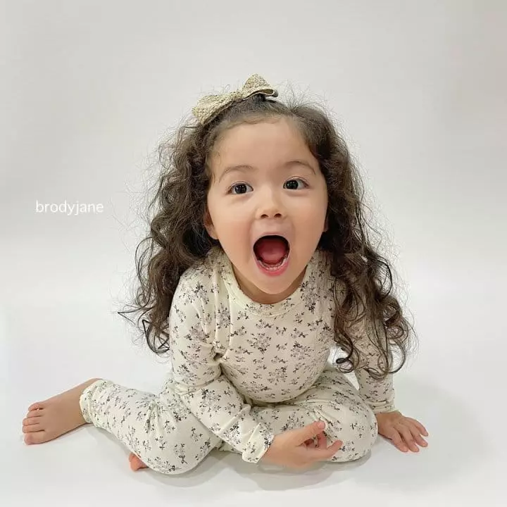 Brody Jane - Korean Children Fashion - #stylishchildhood - Peach Cream Easywear - 7