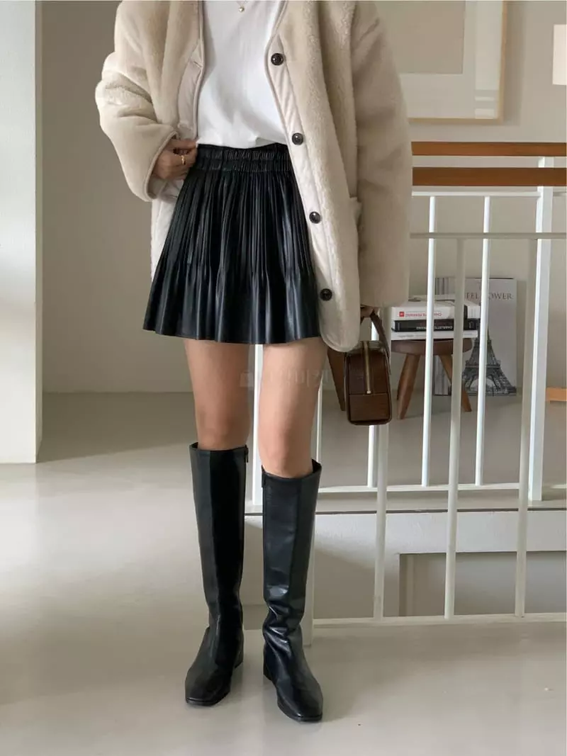 Chapter - Korean Women Fashion - #womensfashion - Leather Skirt