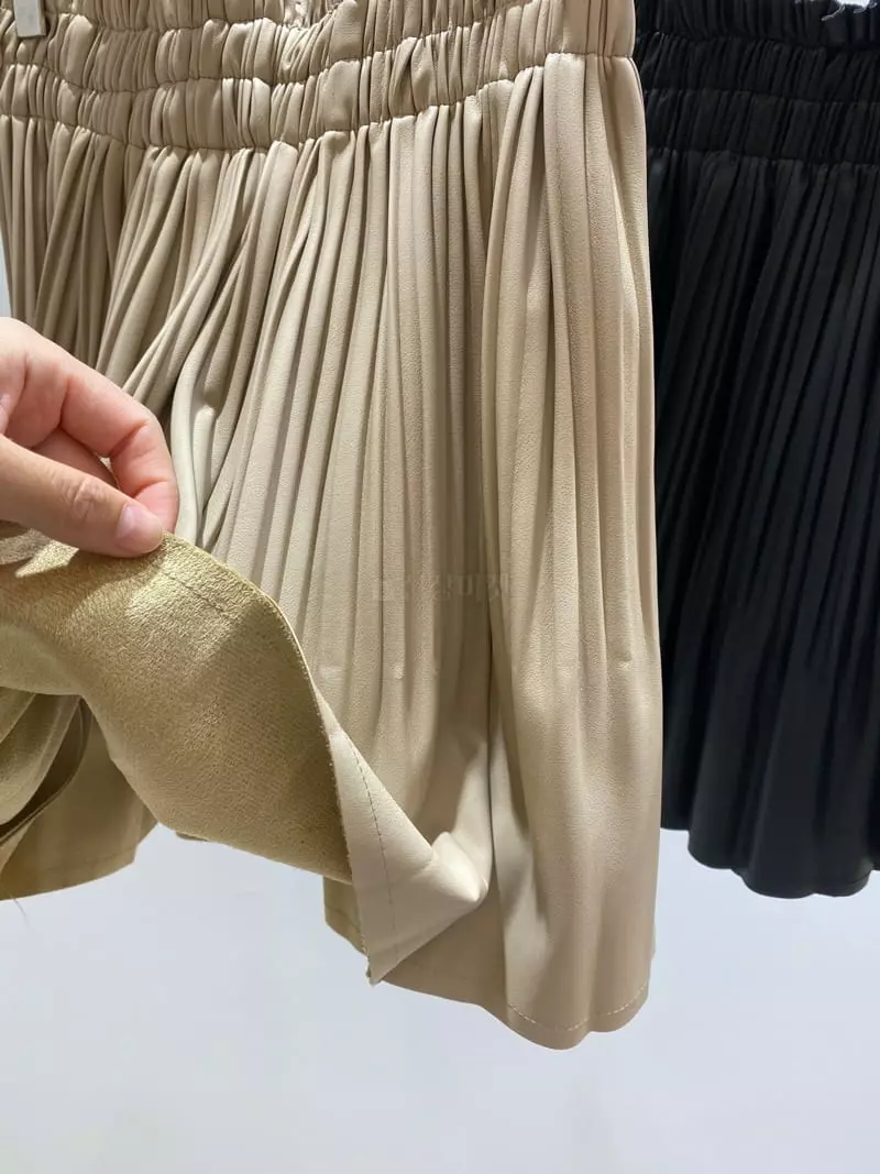 Chapter - Korean Women Fashion - #womensfashion - Leather Skirt - 11
