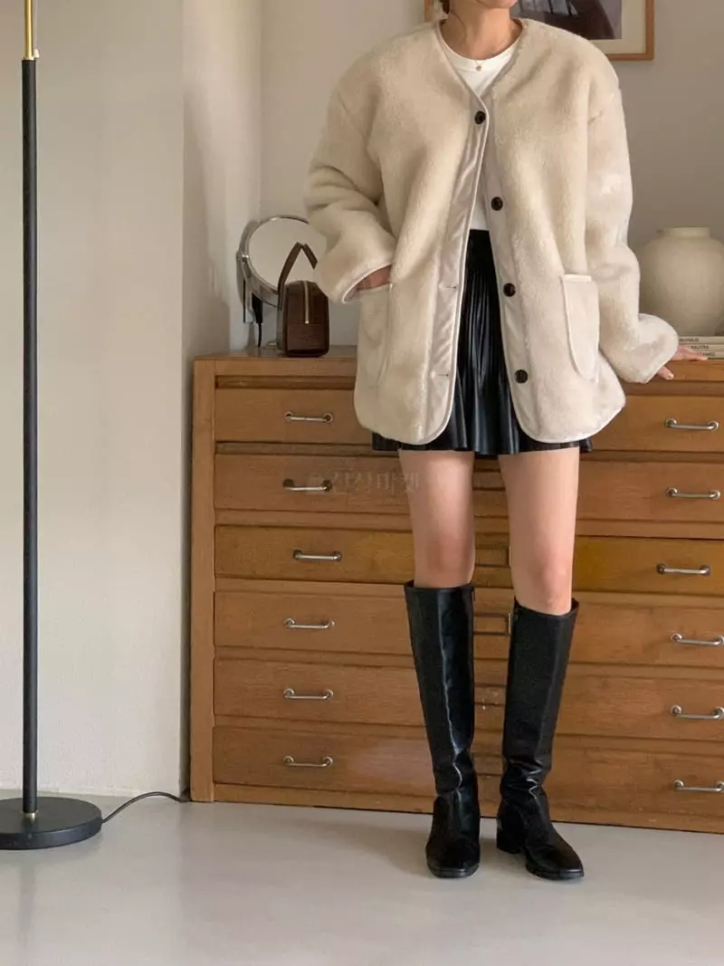 Chapter - Korean Women Fashion - #womensfashion - Leather Skirt - 3