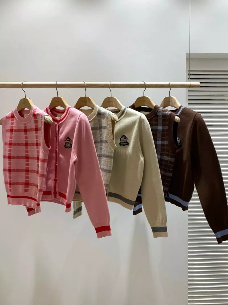 Chapter - Korean Women Fashion - #womensfashion - Tos Cardigan Set - 11