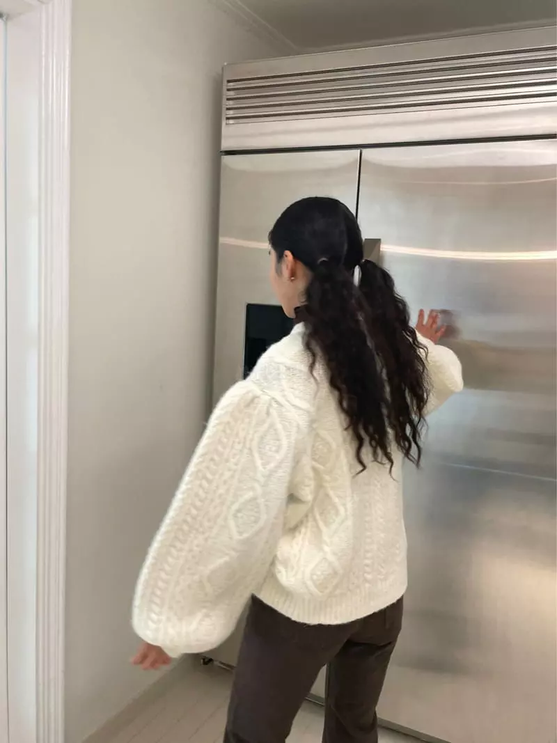Charlotte - Korean Women Fashion - #momslook - Twist Cardigan - 2