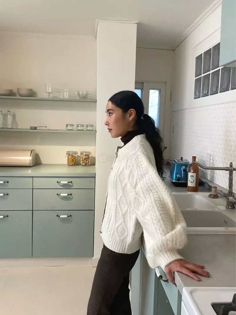Charlotte - Korean Women Fashion - #womensfashion - Twist Cardigan