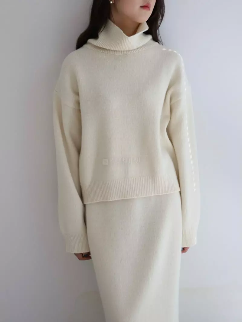 Cullum - Korean Women Fashion - #womensfashion - Puggy Turtleneck Tee - 4