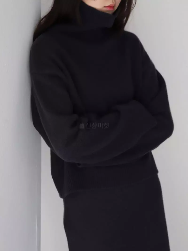 Cullum - Korean Women Fashion - #momslook - Puggy Turtleneck Tee - 8