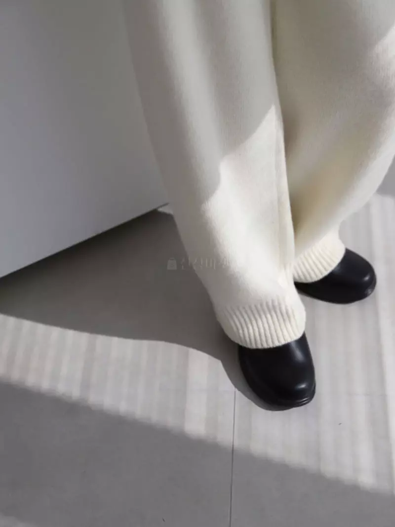 Cullum - Korean Women Fashion - #momslook - Puggy Pants - 3