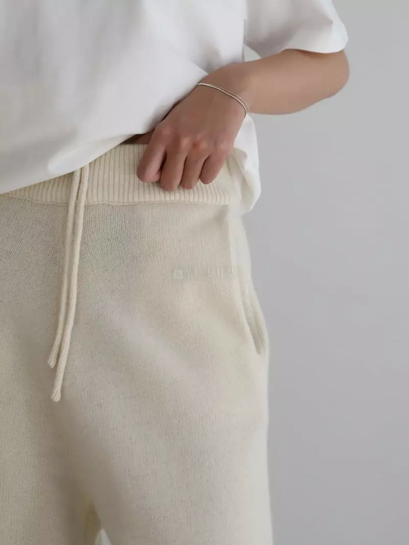Cullum - Korean Women Fashion - #momslook - Puggy Pants - 5