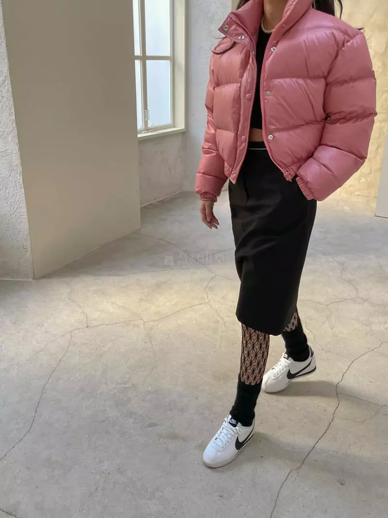Dailyjud - Korean Women Fashion - #momslook - Crop Padding Jacket - 2