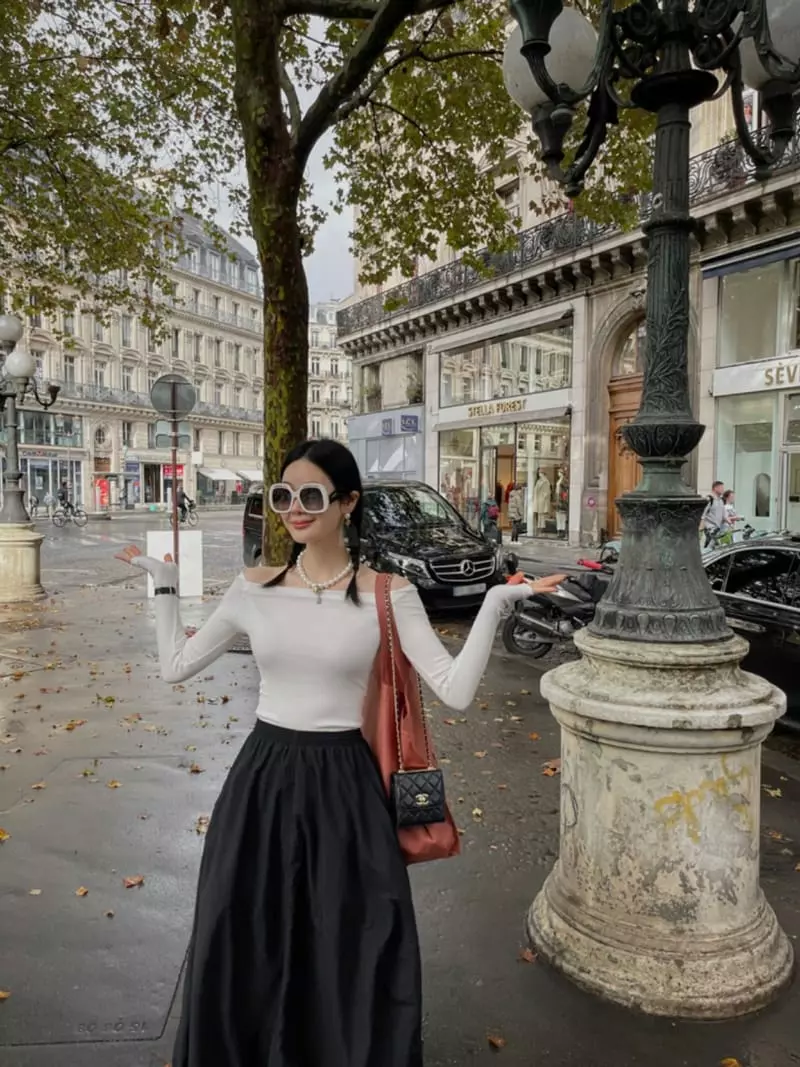 Dailyjud - Korean Women Fashion - #momslook - Off SHOulder Tee - 2