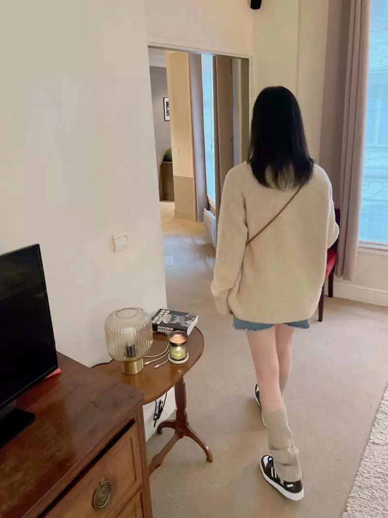 Dailyjud - Korean Women Fashion - #momslook - Bookle V Knit Tee - 5