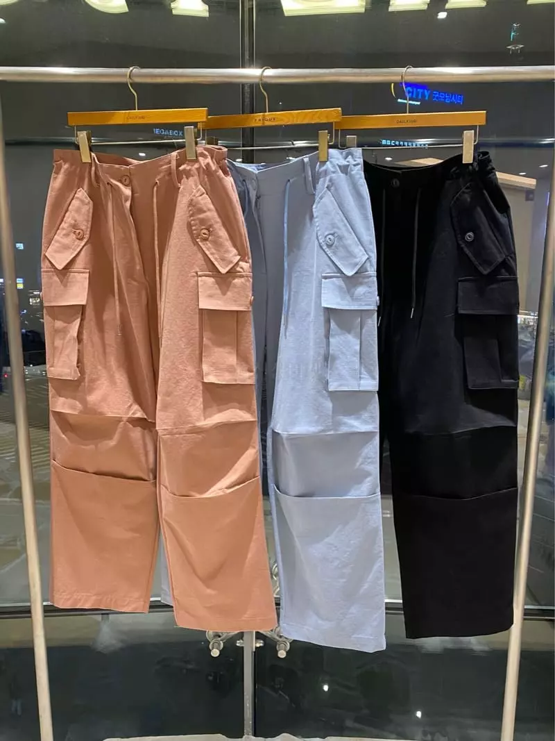 Dailyjud - Korean Women Fashion - #restrostyle - Gunbbang Street Pants - 3
