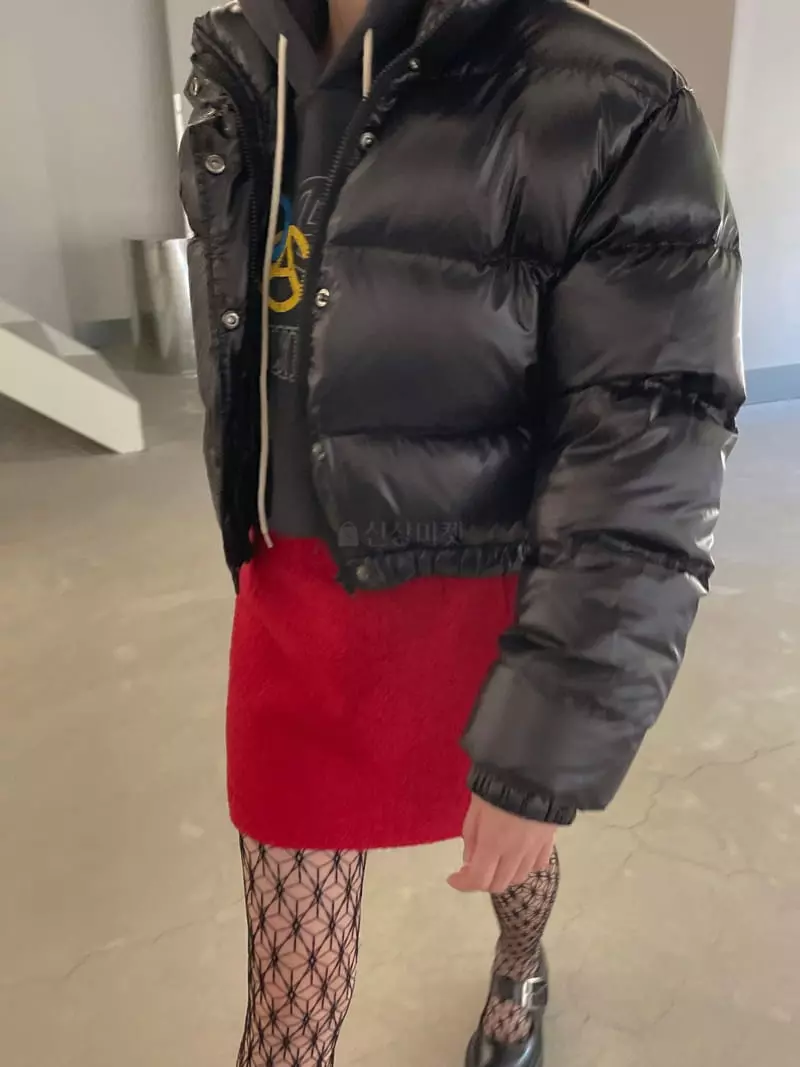 Dailyjud - Korean Women Fashion - #thatsdarling - Crop Padding Jacket - 11