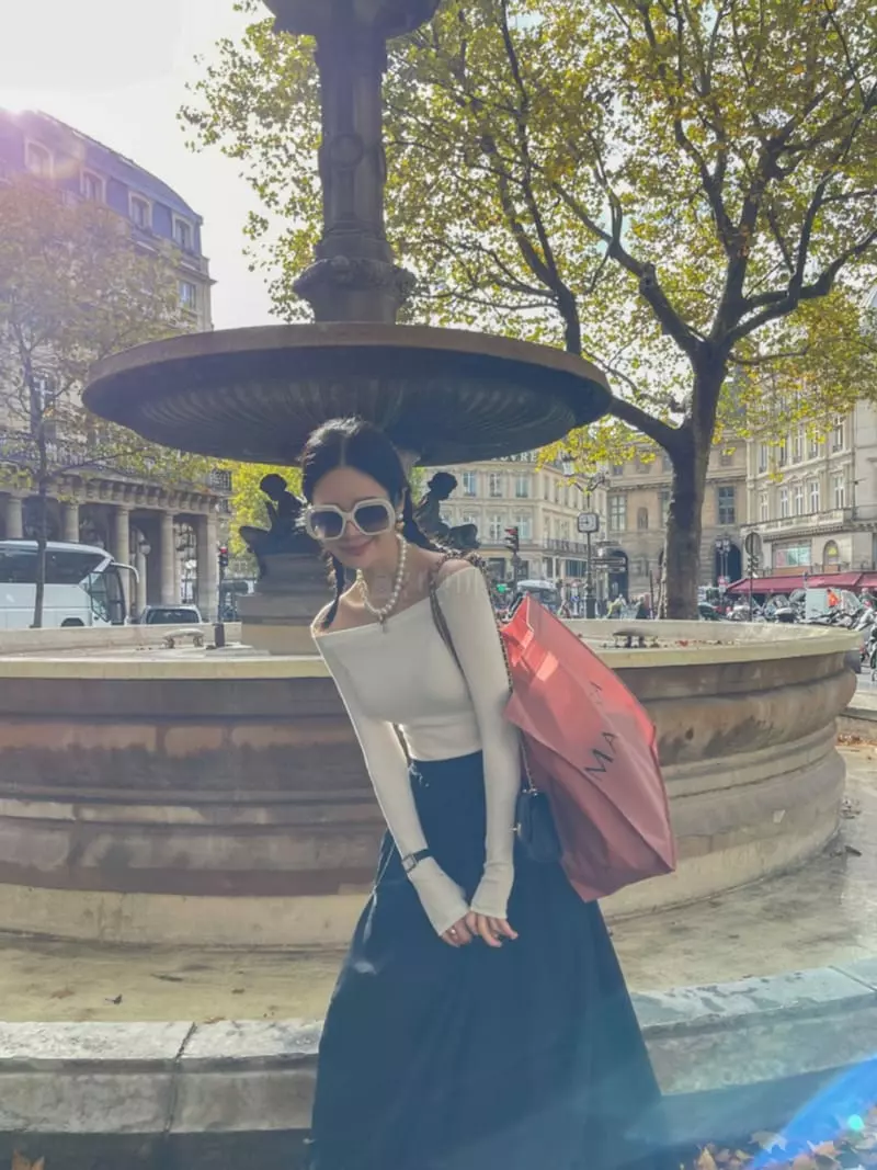 Dailyjud - Korean Women Fashion - #womensfashion - Off SHOulder Tee - 5