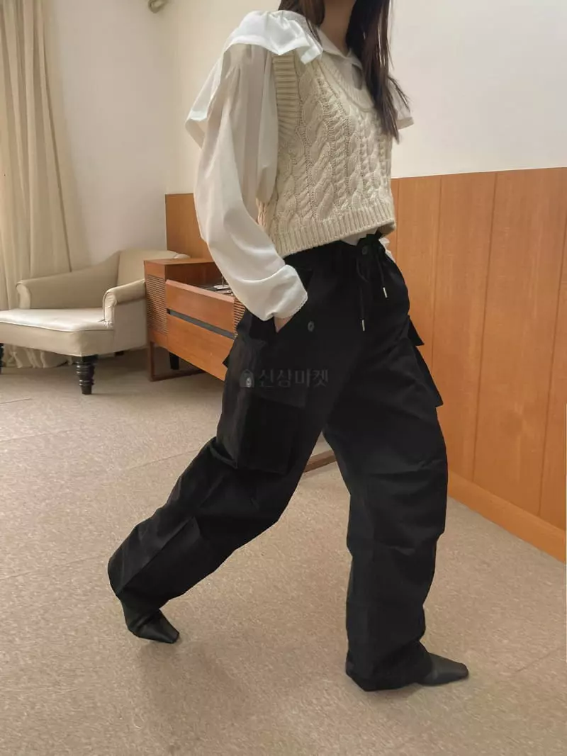 Dailyjud - Korean Women Fashion - #momslook - Smocked Blouse - 4