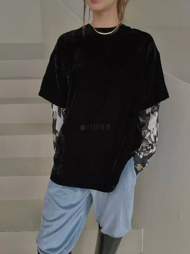 Dailyjud - Korean Women Fashion - #womensfashion - Velvet Brick Blouse - 2