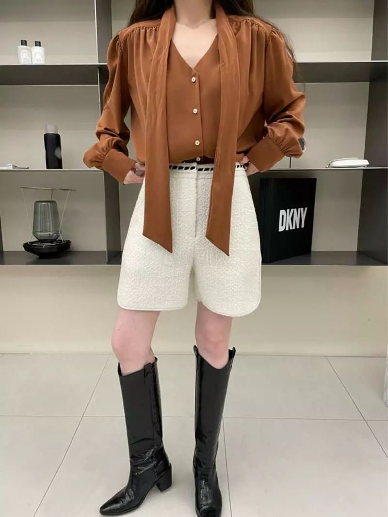 Daisy - Korean Women Fashion - #womensfashion - Jane Half Pants - 2