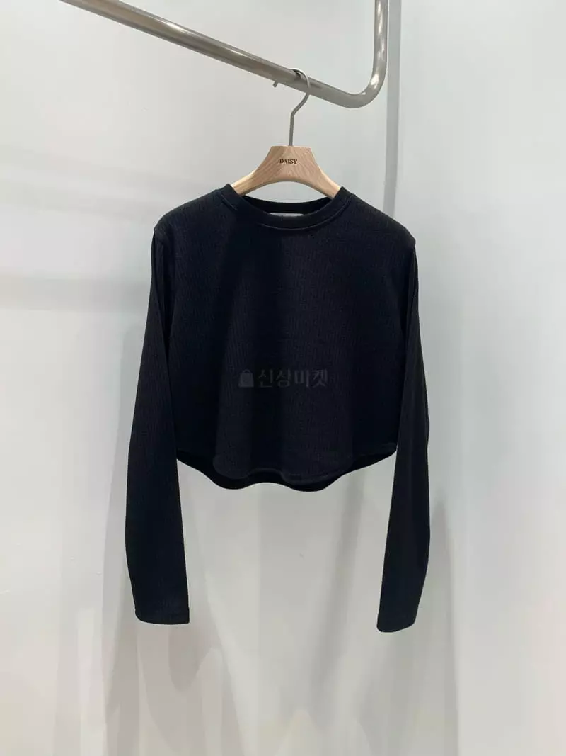 Daisy - Korean Women Fashion - #womensfashion - Momo Crop Tee - 6