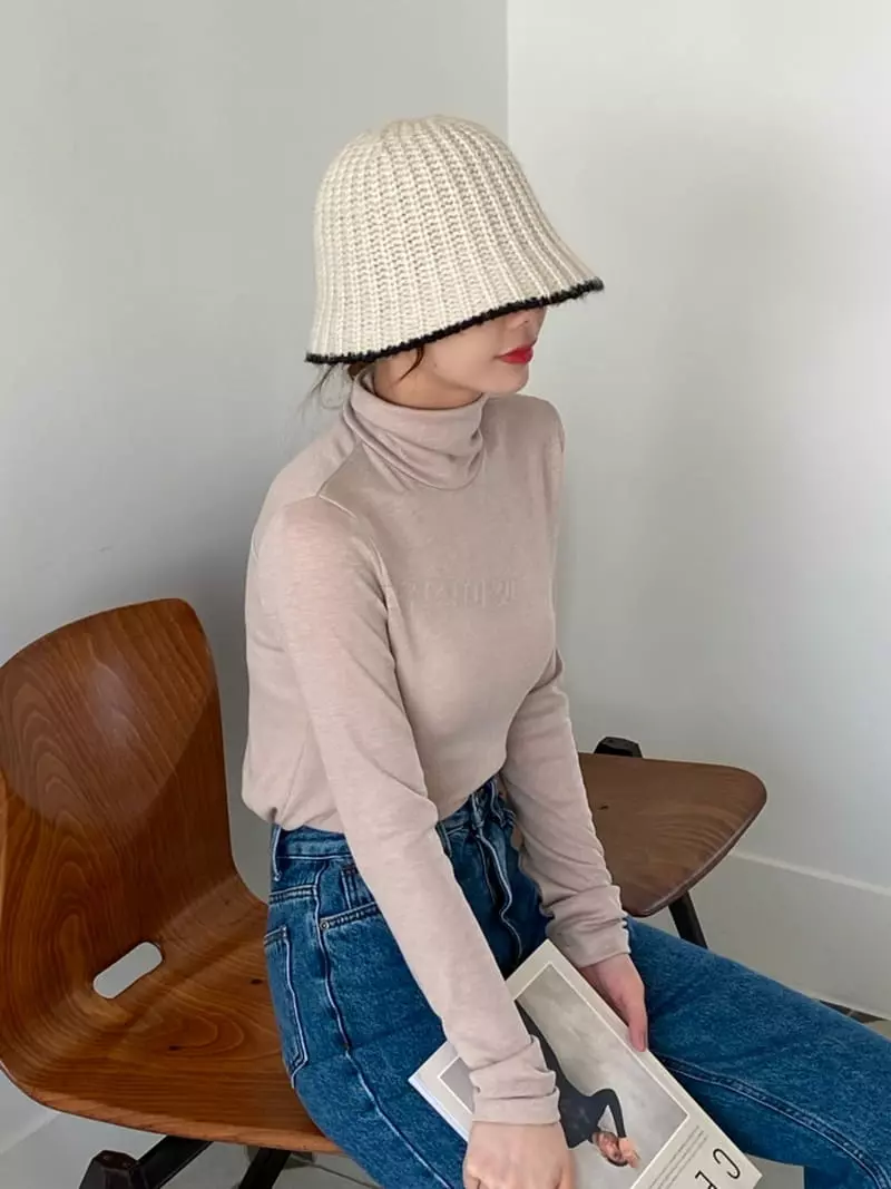 Dawning - Korean Women Fashion - #momslook - Warming Turtleneck Tee - 10