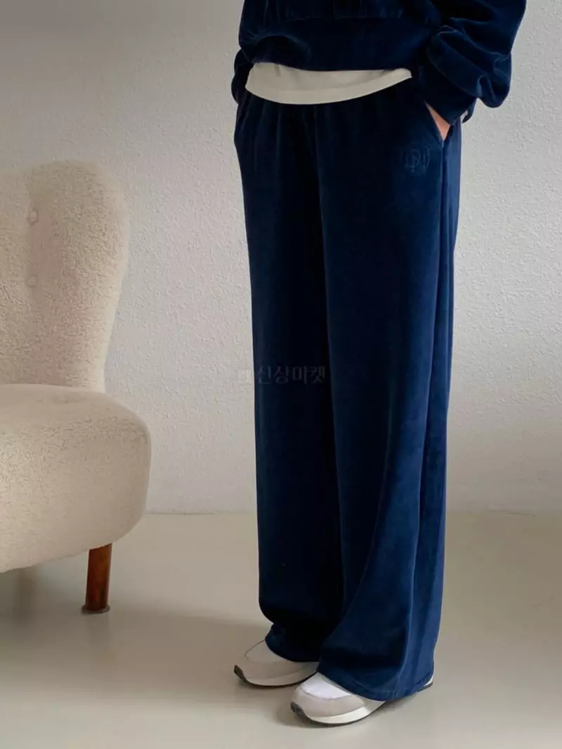 Dawning - Korean Women Fashion - #womensfashion - Velvet Set - 3