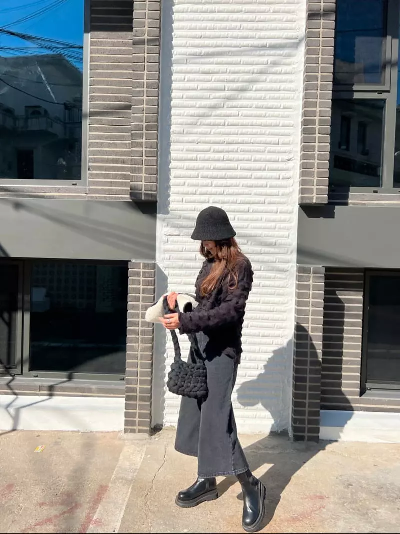 Dayday - Korean Women Fashion - #momslook - Wide Black Jeans - 3