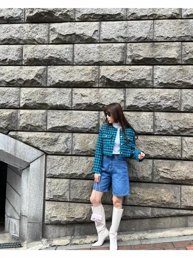 Dayday - Korean Women Fashion - #momslook - Denim SHOrts - 5