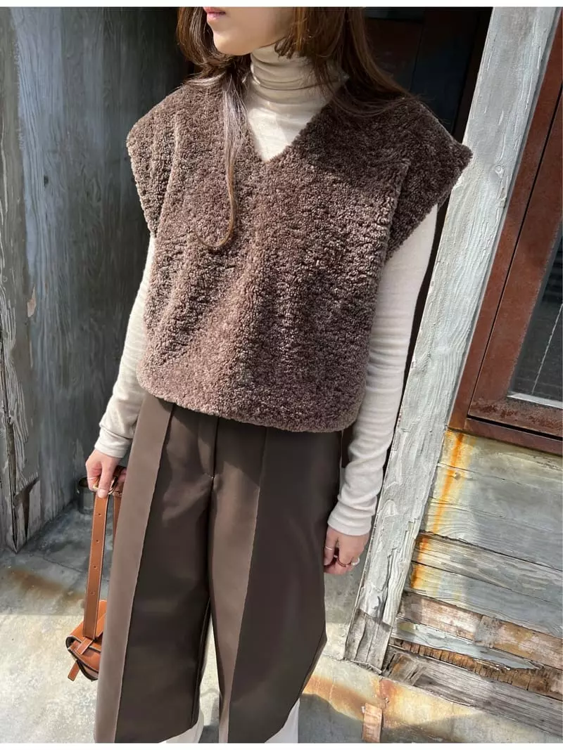 Dayday - Korean Women Fashion - #vintageinspired - Bear  Vest - 12