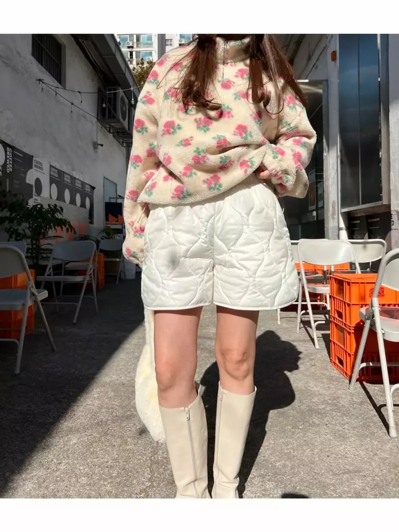 Dayday - Korean Women Fashion - #womensfashion - Quilting Short - 6