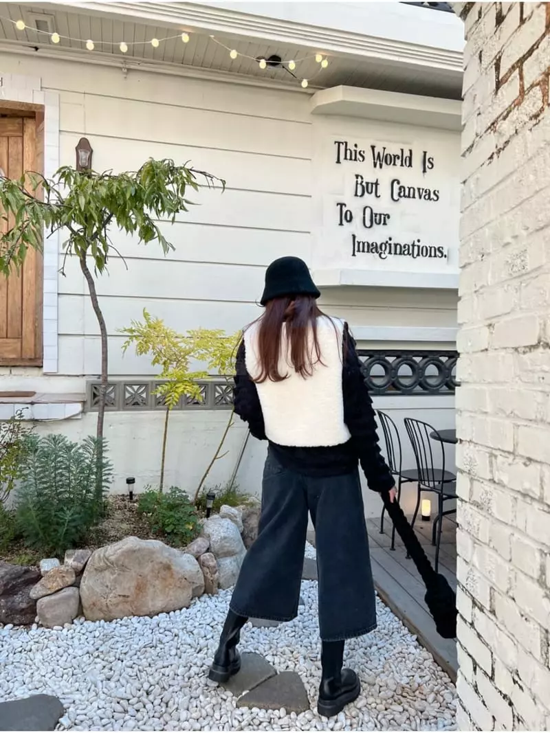 Dayday - Korean Women Fashion - #momslook - Wide Black Jeans - 4