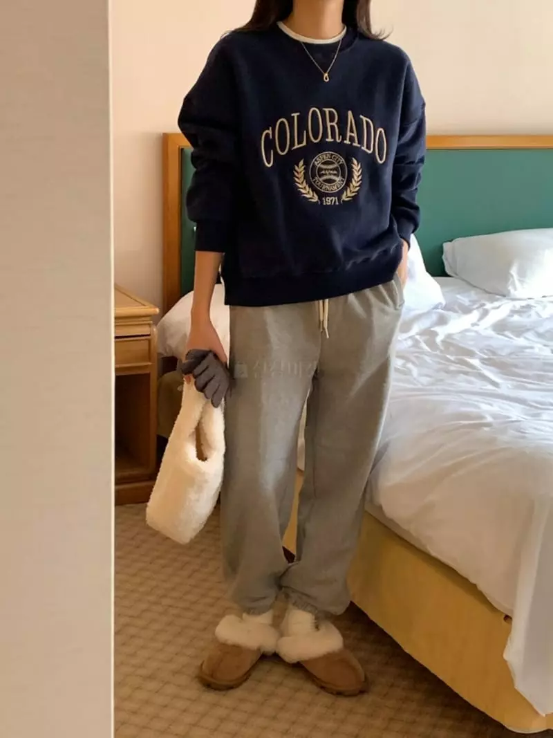 Denali - Korean Women Fashion - #momslook - Collorado Sweatshirt - 3