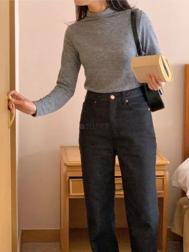Denali - Korean Women Fashion - #momslook - Turtleneck Tee - 3