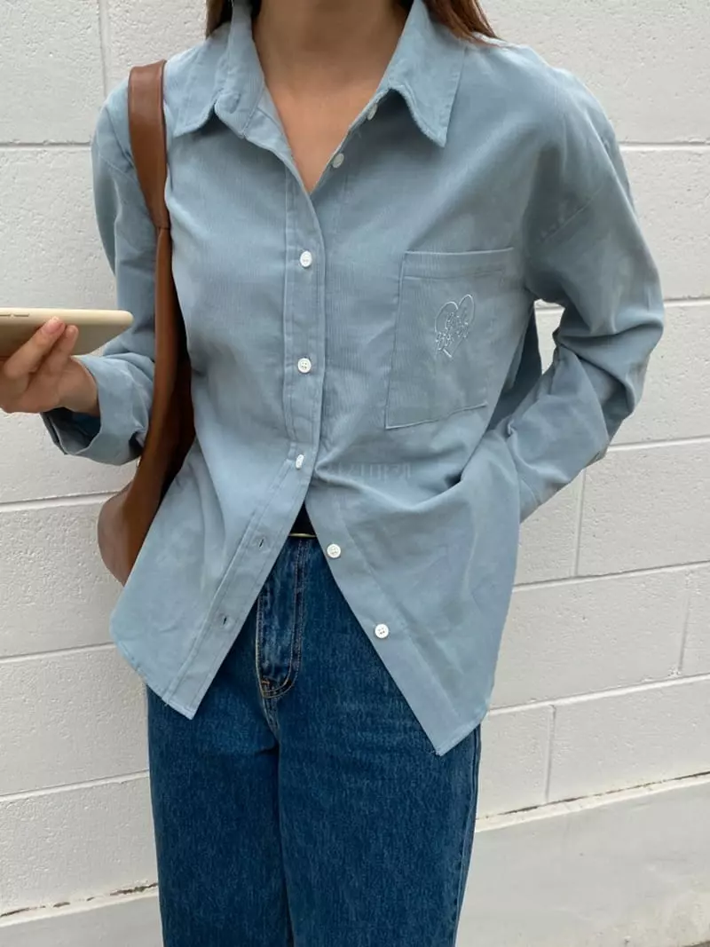 Denali - Korean Women Fashion - #momslook - Rib Heart Shirt - 2