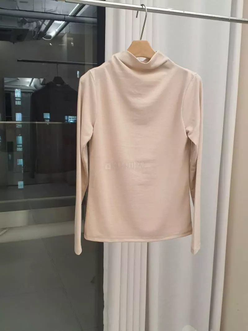 Denali - Korean Women Fashion - #restrostyle - Turtleneck Tee - 8
