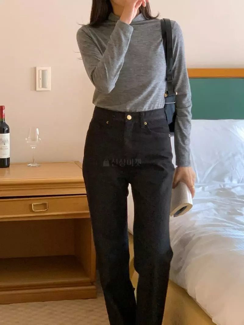 Denali - Korean Women Fashion - #momslook - Turtleneck Tee - 4