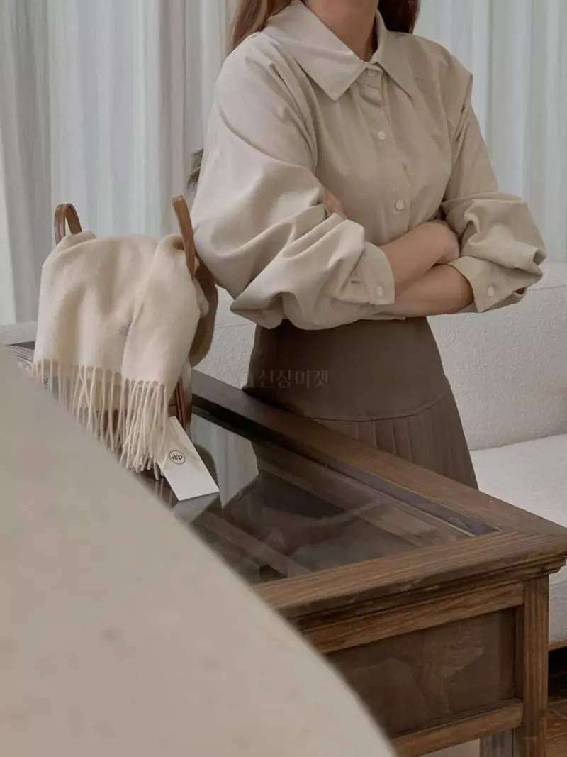 Denali - Korean Women Fashion - #womensfashion - Shirring Shirt - 11