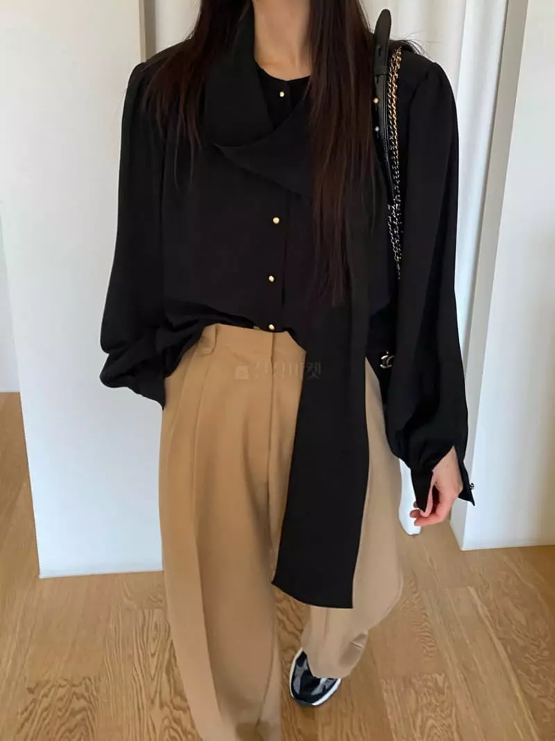 Duplo - Korean Women Fashion - #momslook - Scarf Blouse