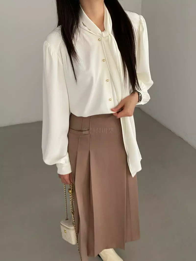 Duplo - Korean Women Fashion - #momslook - Scarf Blouse - 11