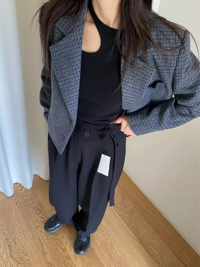 Duplo - Korean Women Fashion - #womensfashion - Buttonn Pants - 11