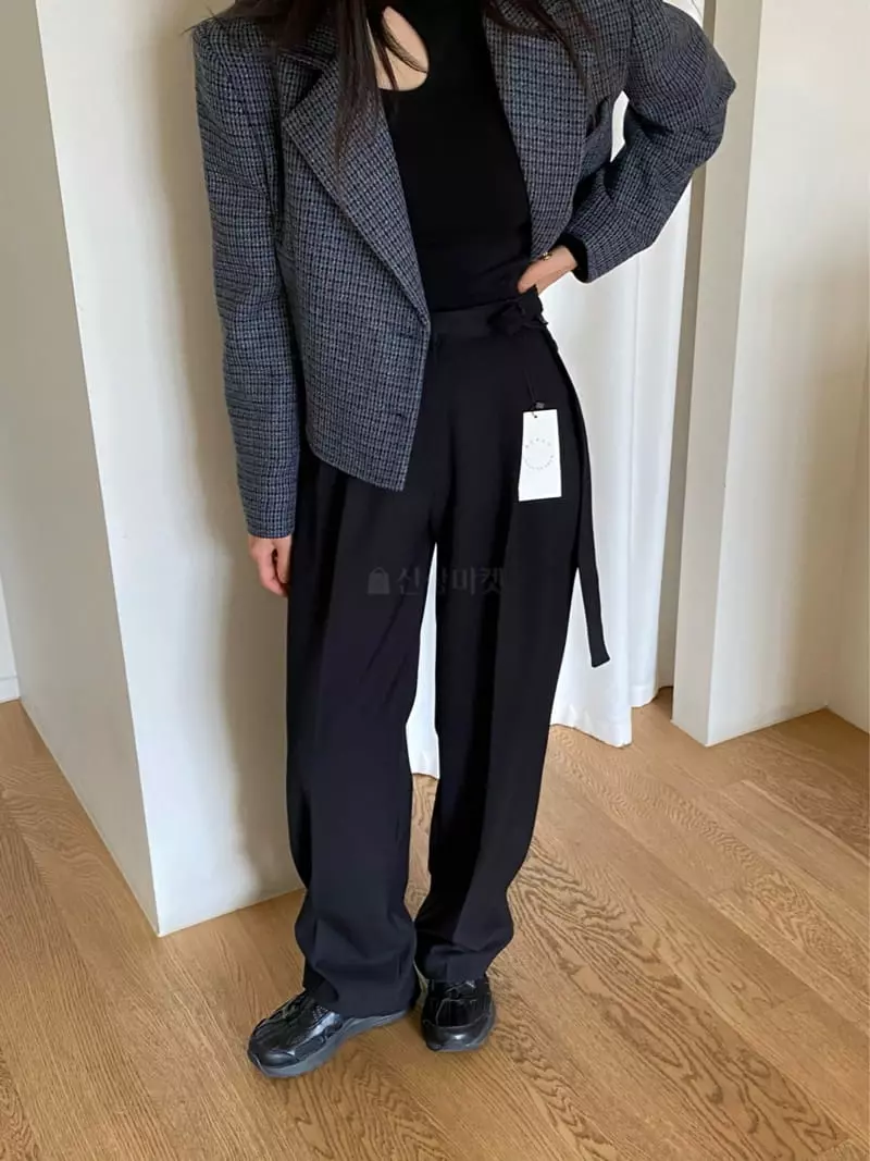 Duplo - Korean Women Fashion - #womensfashion - Buttonn Pants - 7