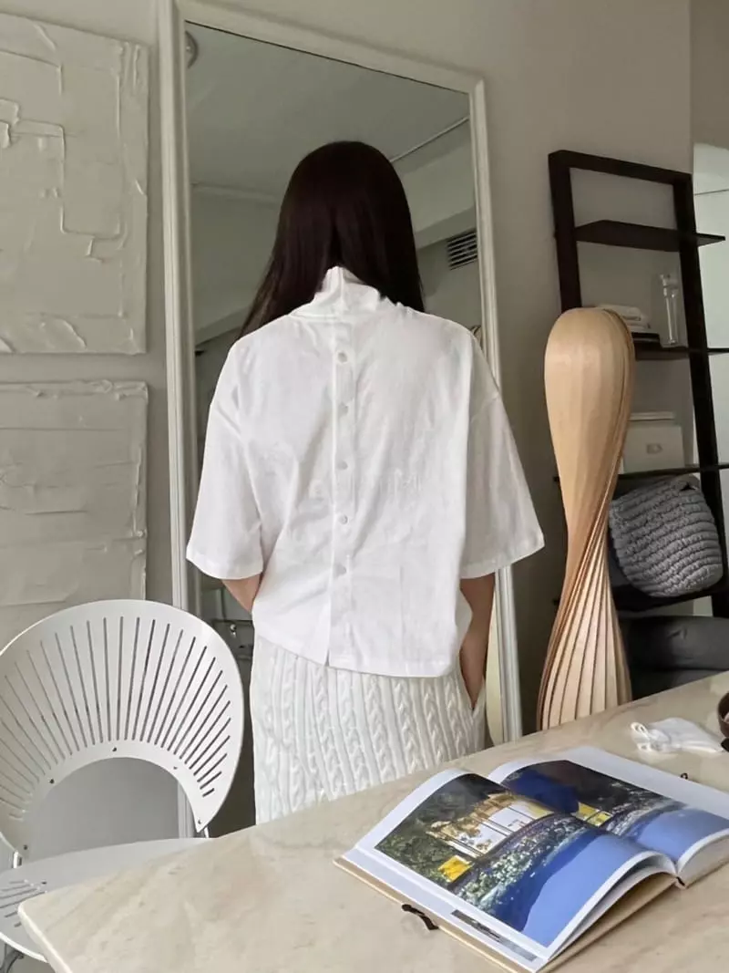 Egg Is - Korean Women Fashion - #momslook - Dov Turtleneck Tee - 2