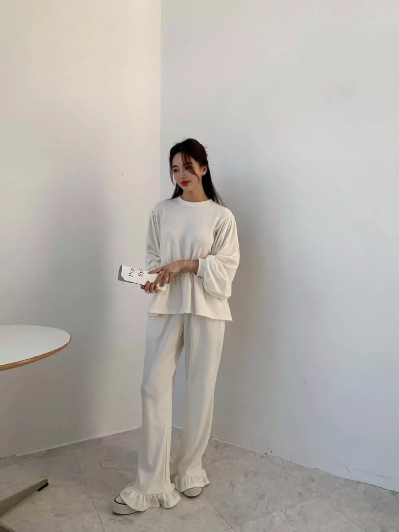 Fabric Seoul - Korean Women Fashion - #pursuepretty - Frill Fleece Top Bottom Set - 4