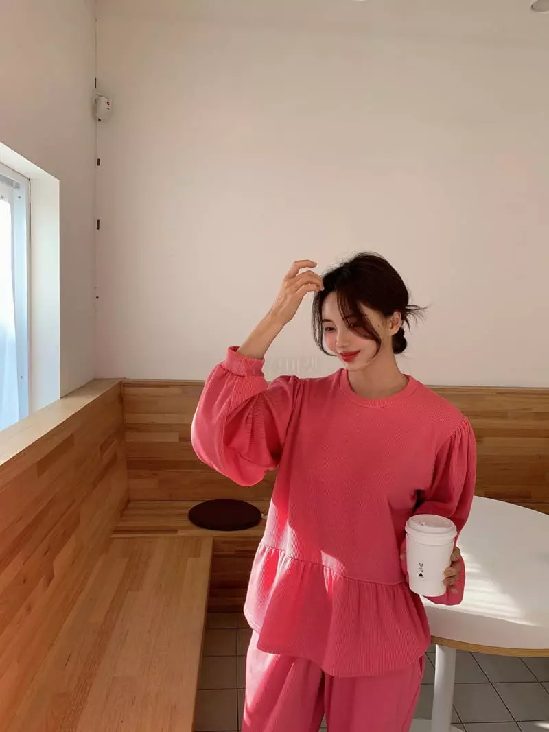 Fabric Seoul - Korean Women Fashion - #thatsdarling - Frill Fleece Top Bottom Set - 7