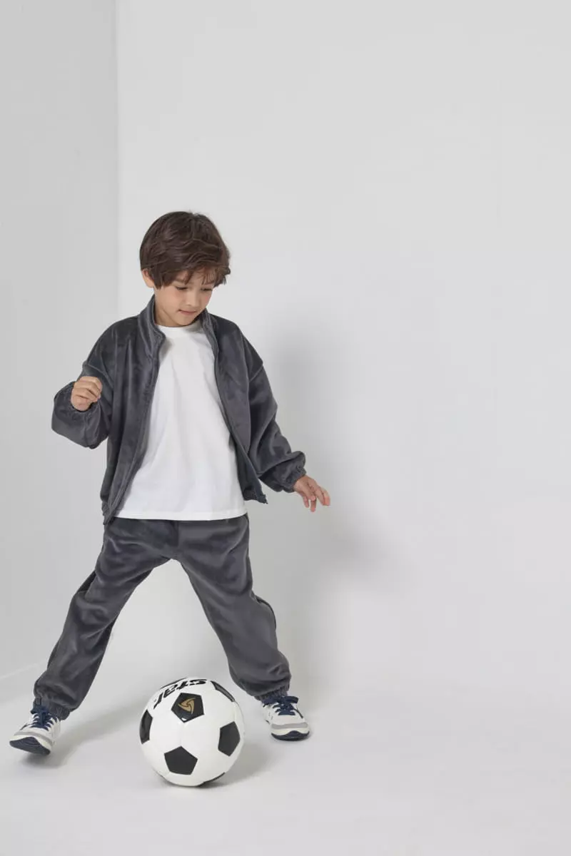 Fashion King - Korean Children Fashion - #designkidswear - Turtleneck Bear Zip-up Veloure Top Bottom Set - 6
