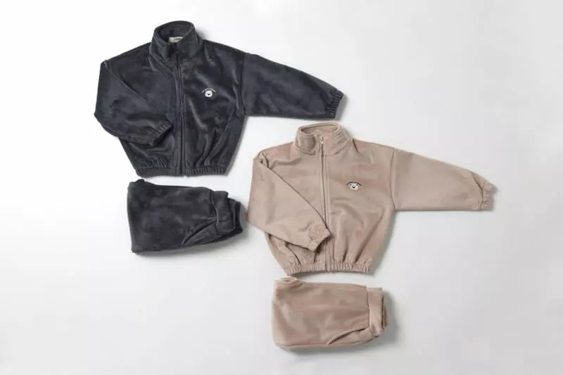 Fashion King - Korean Children Fashion - #fashionkids - Turtleneck Bear Zip-up Veloure Top Bottom Set - 8