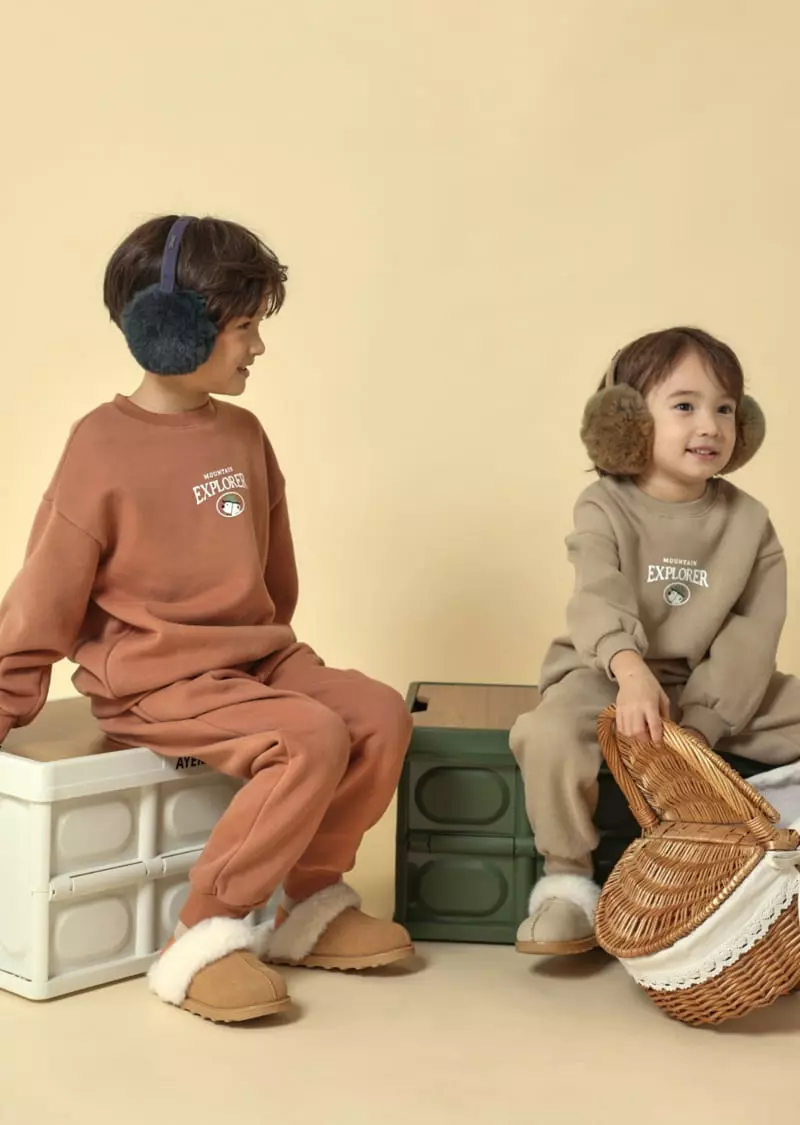 Fashion King - Korean Children Fashion - #kidsshorts - Mountain Bear Top Bottom Set - 2
