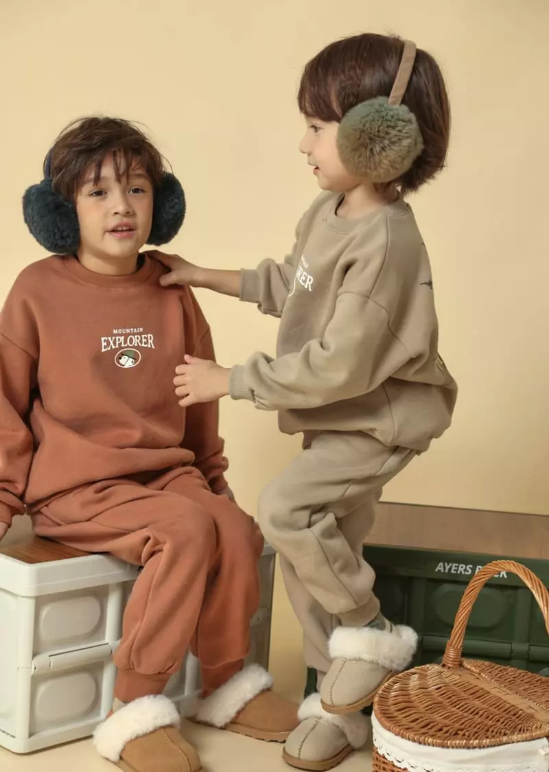 Fashion King - Korean Children Fashion - #littlefashionista - Mountain Bear Top Bottom Set - 6